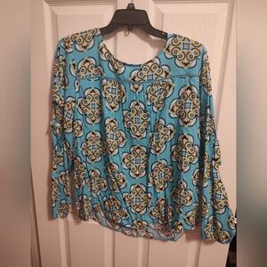 Crown And Ivy Long Sleeve Top